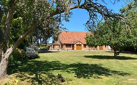Ye Olde Plough House
